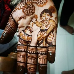 A special design for Janmashtami, featuring a portrait of little Krishna stealing butter from a pot. It’s a playful and devotional piece of art.