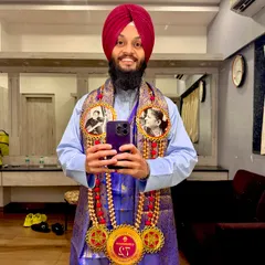 A selfie after receiving the fellowship award in 2024. I feel truly blessed, grateful, and thankful to God for these honors.