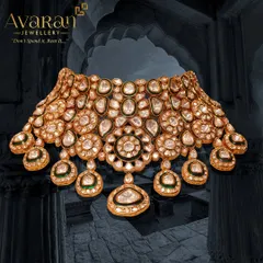 Here is a closer look at the incredible craftsmanship of my polki and kundan jewellery. Each stone is set by hand to create a breathtaking design that feels both traditional and timeless, perfect for a bride who values artistry.