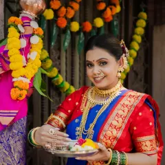 There's nothing like the energy of a festival. This Gudi Padwa shoot captures the joy and tradition of the Maharashtrian new year, from the vibrant blue Paithani saree to the genuine smile of the model as she performs the puja.