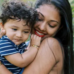 There's a special kind of magic in the quiet moments between a mother and her child. I focus on capturing that gentle connection and the unspoken love that fills the frame, creating timeless portraits you'll cherish.