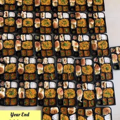 Ringing in the year end with a delicious office lunch. I was so happy to prepare these meal trays for a corporate celebration, ensuring everyone had a festive and tasty meal.