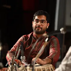 A candid shot from a recent concert where I accompanied the esteemed vocalist Pandit Jayateerth Mevundi. Even when accompanying, there are moments where the tabla gets to shine.