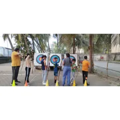 A typical beginner session at our Dadar location. Students learn the fundamentals of Indian round bow training in a group setting, which fosters a great learning atmosphere.