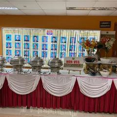 It is an honour to serve those who serve our city. Here is our complete buffet setup for the brave firefighters at the Byculla Fire Station, featuring a spread of both vegetarian and non-vegetarian dishes.