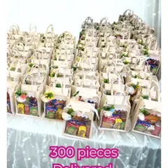 Proof of performance. Here are 300 pieces of my 'Crunchy Hamper' delivered for a large event. I can handle bulk orders of any size.