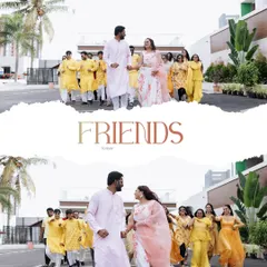 A fun shot with friends during the Haldi ceremony. I love organizing creative and dynamic group photos that show the couple surrounded by their loved ones.