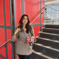 Another shot of my fall fashion look, perfect for a day on campus or in the city.