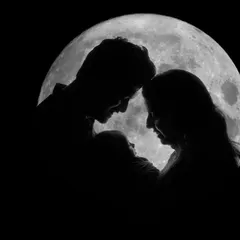 Beyond the fun and props, capturing the deep connection of a new family is everything. This artistic silhouette portrait against the moon is a timeless piece that focuses purely on the love and emotion of welcoming a new life.