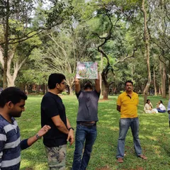 Snapshots from our Community Circle in Cubbon Park. We used visual art activities to connect with ourselves, the Earth, and each other in a playful and grateful way.