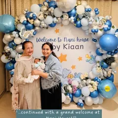 The celebration continued with a grand welcome at Nani's house for baby Kiaan! I designed this beautiful blue and silver balloon arch with butterfly details to make the moment unforgettable.