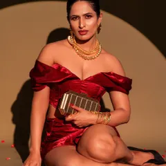 A full-body version of this glamorous look, showing the complete co-ord set. The pose is powerful and confident, perfect for a fashion influencer's portfolio or a brand campaign.