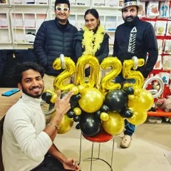 Cheers to the New Year from the Wanna Party team. We're celebrating with our 2025 balloon bouquet, ready to help you kick off the year with the best party decor.