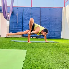 The full expression of Dragonfly pose. This asana is a beautiful test of balance and strength, and it feels amazing once you get it.