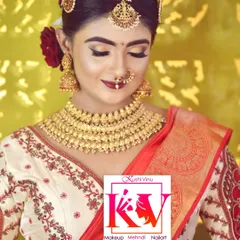 This is the result of a live HD makeup demo for my students. The look is natural and glowing, perfect for a bride who wants to look like the best version of herself.