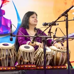 A closer look at my performance at the News18 summit. These corporate workshops are designed to be interactive and engaging, using rhythm to break the ice, build team synergy, and provide a refreshing break from the usual routine.