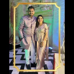 This happy couple looks so chic in their coordinated lavender outfits. We love helping our clients find modern and stylish rental options for their events.