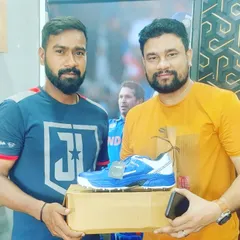 Anil Dev of World XI Cricket Academy with his sponsored CN CRIC cricket shoes. We believe in supporting the next generation of cricketers.