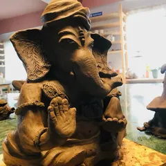 Ganpati Bappa Morya! A student sculpting their own Ganapathy idol during our special Ganesh Chaturthi workshop.