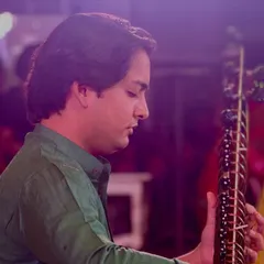 A close-up from my performance at the Sankat Mochan Sangeet Samaroh. This annual festival in Banaras is dedicated to Lord Hanuman, and the atmosphere is filled with pure bhakti.