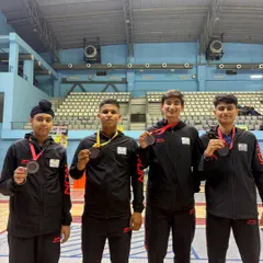A proud moment for our Cadet Epee Boys Team, securing the Bronze Medal at the National Fencing Championship. This victory showcases their teamwork, passion, and the fighting spirit we instill in all our fencers.
