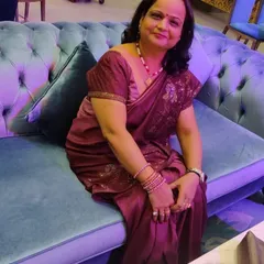 It is an honor to be part of Anju's fitness journey, all the way from Delhi. Her story shows how effective online yoga can be, helping her get rid of back and cervical pain through consistent practice from home.