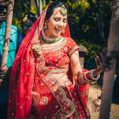 The ecstatic, candid laughter of a bride on her wedding day. We capture these unposed moments of pure happiness.
