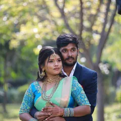 A sweet moment from a ring ceremony photoshoot. I created a fresh and vibrant look for the bride-to-be that complemented her beautiful green and blue saree.