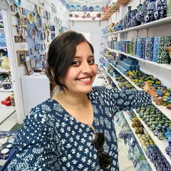 Meet Monica, who recently joined our team. Her journey started at a Christmas workshop and has grown into a passion for creating functional and sculptural pieces. We are so excited to have her with us.