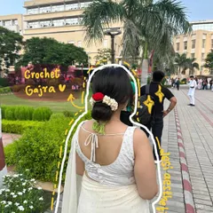 Seeing my creations out in the world is the best feeling. A lovely client shared this photo of her wearing one of my reusable crochet gajras, adding a beautiful, sustainable touch to her desi look.