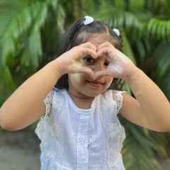My natural Holi colours are completely child-friendly. Here is the super cute Aditi playing with the powders, showing just how safe and gentle they are on the skin.