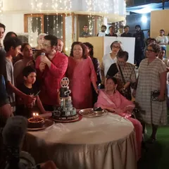 The legendary Aamir Khan addressing his guests with his spectacular movie-themed cake right beside him. It was a joy to see my creation become a centerpiece of such a special evening.