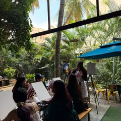A private session where everyone painted their own version of Starry Night. The vibe was all about good brews, great art, and even better company.
