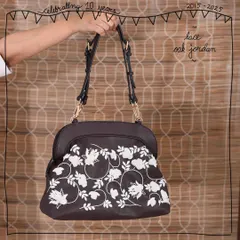 The Lace Edit is a true labor of love. This Jordan bag in Lace Oak features delicate hand embroidery, inspired by Sanganeri motifs and crafted with the chain stitch technique from Kashmir. It’s a piece of wearable art, combining two of India's rich craft traditions.
