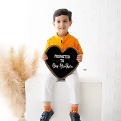 This little man is so excited for his promotion to Big Brother. Capturing the joy of siblings-to-be is one of my favorite things.