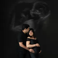 A love story about to start its most beautiful chapter. This is one of my favorite concepts, where we project your baby's ultrasound scan, connecting you with the little one you're so excited to meet.