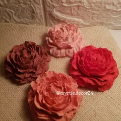 Our Peony aroma stones are one of our most popular items. Just add a few drops of essential oil onto the stone, and it will gently scent your space. They are a beautiful, flame-free way to enjoy aromatherapy.