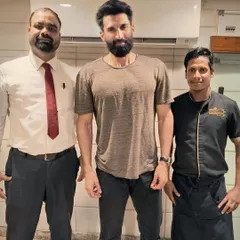 Actor Aditya Roy Kapoor knows where to find the best food after a long day. We are happy to be his go to spot for a satisfying meal.
