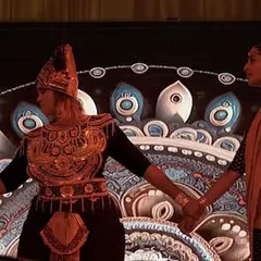 Scenes from our epic 50-minute production of "Ramayan," featuring a team of 30 students and professional artists. This show received a standing ovation and showcases the grand scale of performance opportunities at Etram.