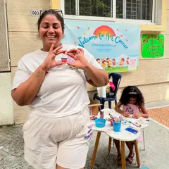 That's me, completely overjoyed by the turnout and the beautiful art being created. It's a joy to share our passion with the community.