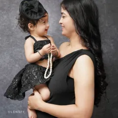 There's a special connection between a mother and her baby that I love to capture. This simple, elegant portrait focuses on that beautiful bond.