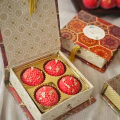Looking just like the real thing, my Motichoor Ladoo candles are a festive favorite. This premium box of four is a unique and delightful gift that always brings a smile and leaves friends and family in awe.
