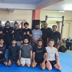Another shot of the crew from our Saturday session. It was a happy surprise to see so many familiar and new faces on the mat.