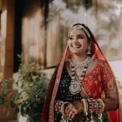 The happiest smile on my gorgeous bride. Her Phera makeup was designed to be radiant and long-lasting, ensuring she looked flawless throughout the ceremony.