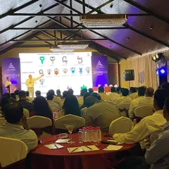 A presentation during Ullas 2.0, where our product experts detail the existing range of micro-sprinklers. Continuous training ensures our sales team has deep technical knowledge.