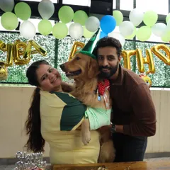 This is what a perfect dog birthday party looks like. We take care of all the details, from the balloons to the special dog-friendly birthday cake, so you and your family can focus on celebrating your most important member.