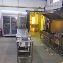 This is our professional-grade commercial kitchen, available for rent in Bangalore. It is fully equipped for high-volume cooking, featuring modern appliances, extensive workspace, and strict hygiene standards.
