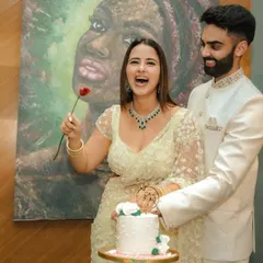 A fun and celebratory moment during an indoor engagement party in Pune. I capture the energy of your celebration, from the big announcements to the small, happy interactions.