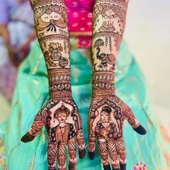This is a perfect example of my portrait work. The design features clear and detailed figures of the bride and groom, along with auspicious wedding symbols and the wedding date.