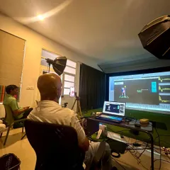 A behind-the-scenes look at a remote learning session on force plate data. Continuous learning is critical, and we ensure our team is always up to speed with the latest technology and analysis techniques.